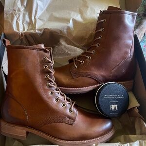 Frye Boots NWT